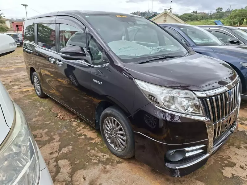 Toyota esquire   - 2016