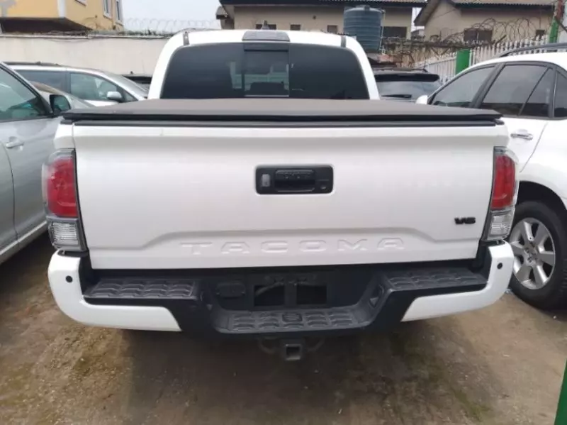Toyota Tacoma   - 2020