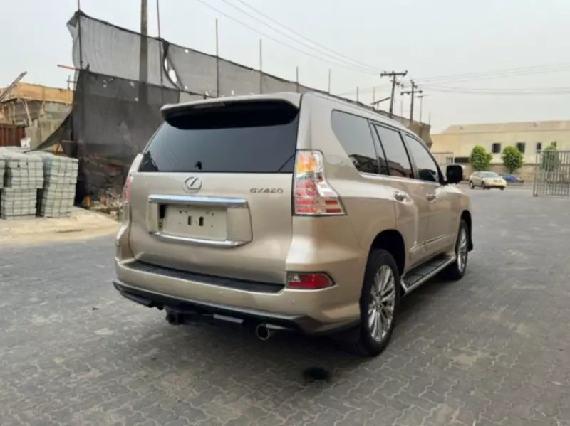 Lexus GX 460 - 2013