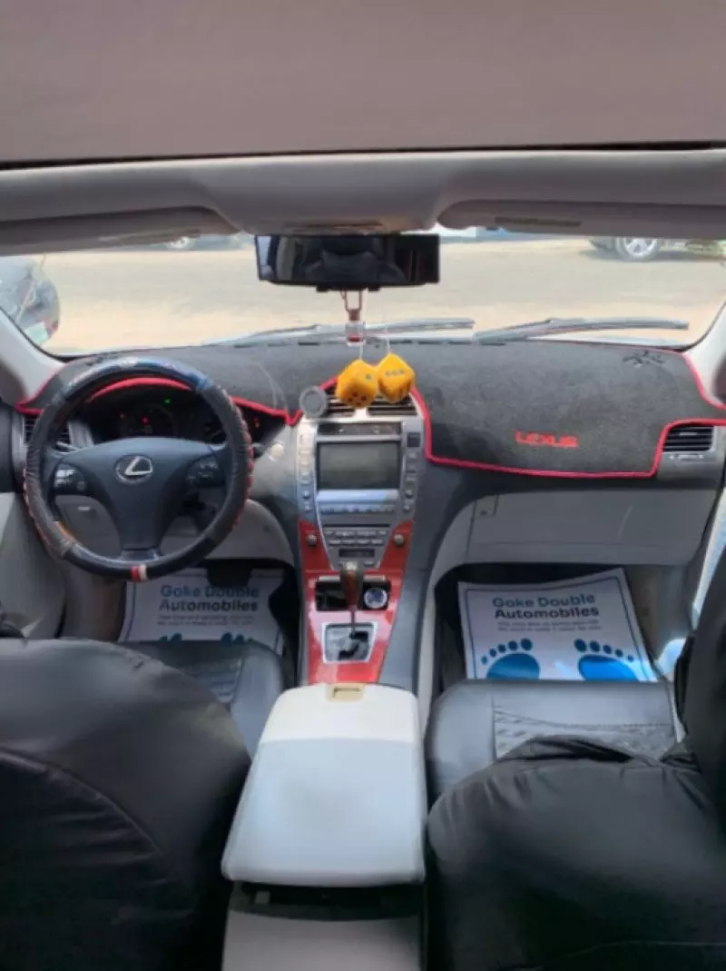 Lexus ES   - 2008