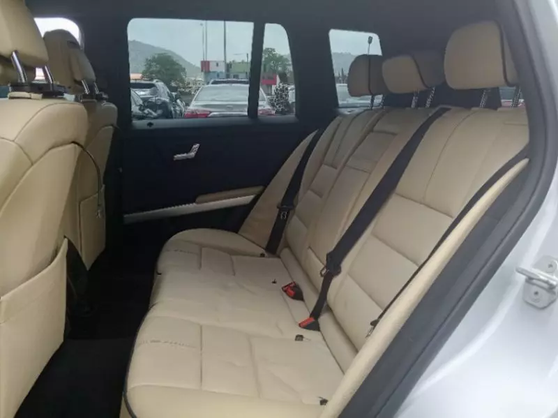 Mercedes-Benz GLK 350   - 2009