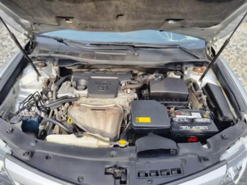 Toyota Camry   - 2013