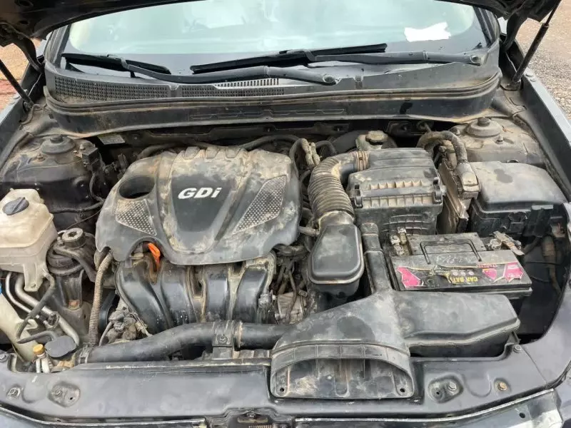 Hyundai Sonata   - 2011