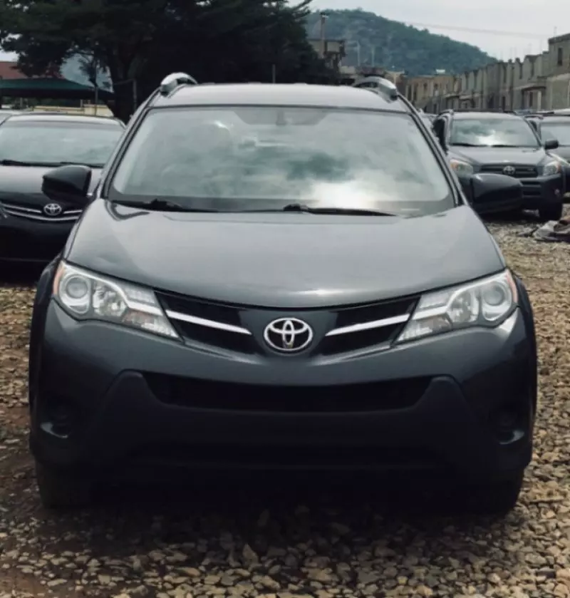 Toyota RAV4   - 2015