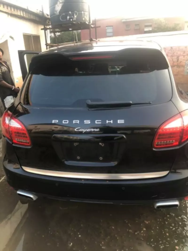 PORSCHE Cayenne - 2014