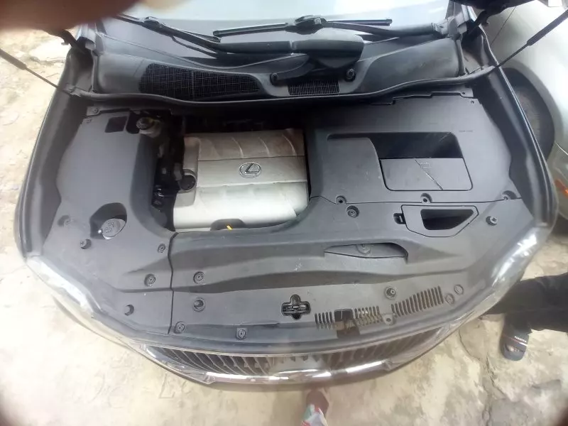 Lexus RX 350   - 2010