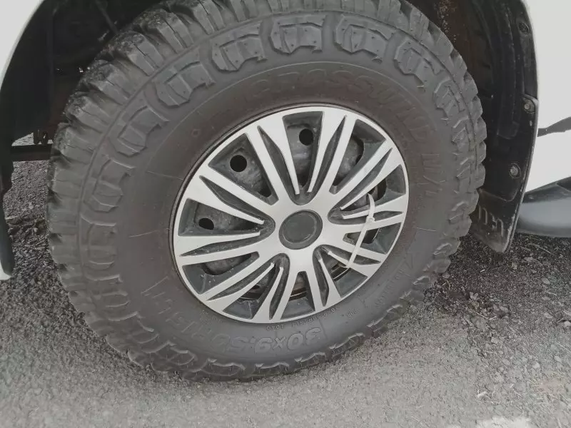 Toyota Hilux   - 2016