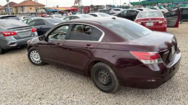 Honda Accord   - 2009