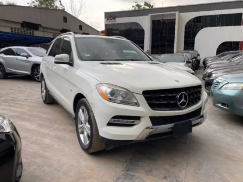 Mercedes-Benz ML 350   - 2012