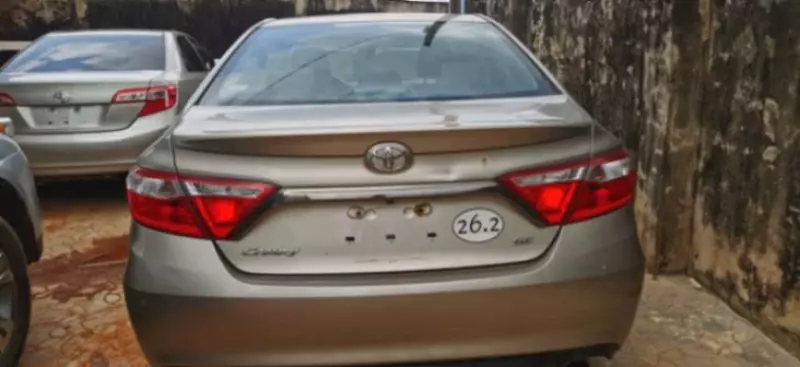 Toyota Camry   - 2015