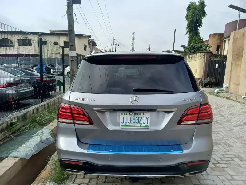 Mercedes-Benz ML 350