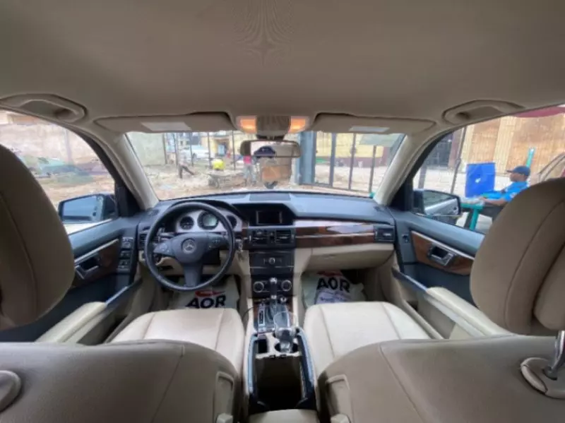 Mercedes-Benz GLK 300   - 2010