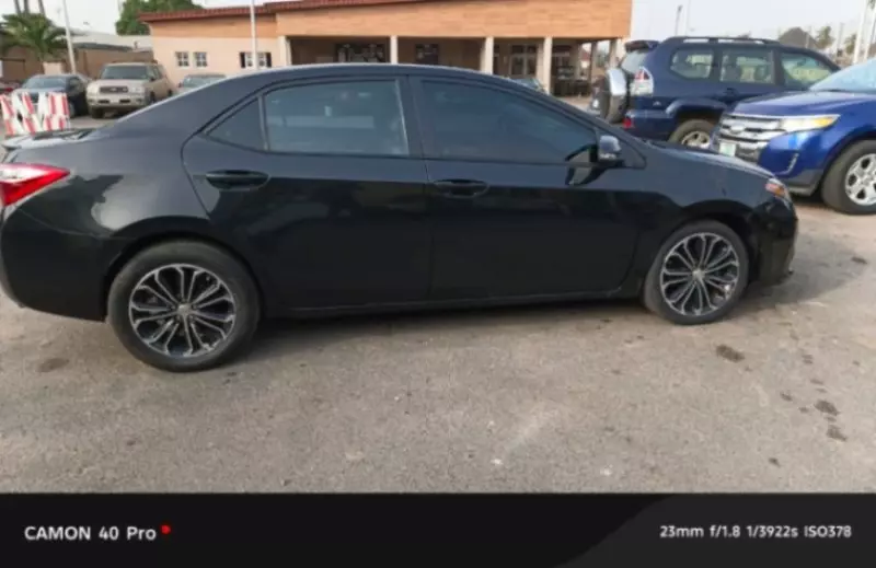 Toyota Corolla   - 2015