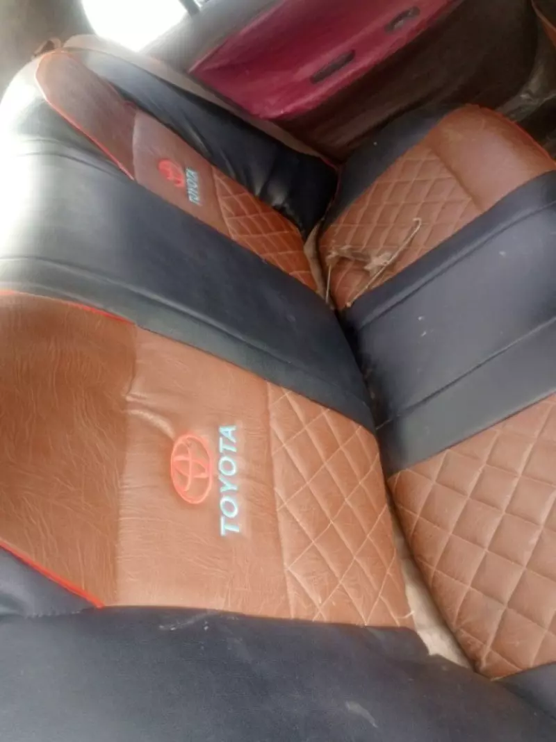 Toyota corolla   - 1999