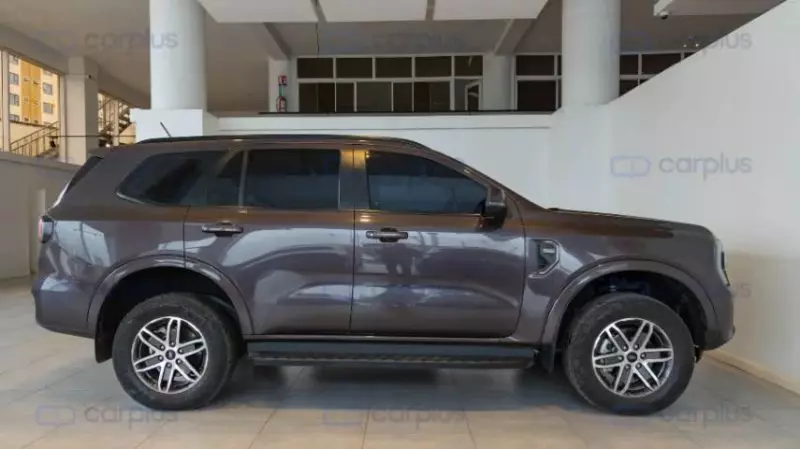 Ford Everest   - 2023