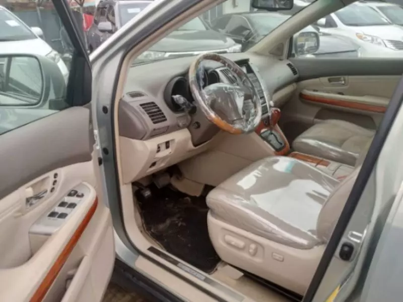 Lexus RX 350L   - 2009
