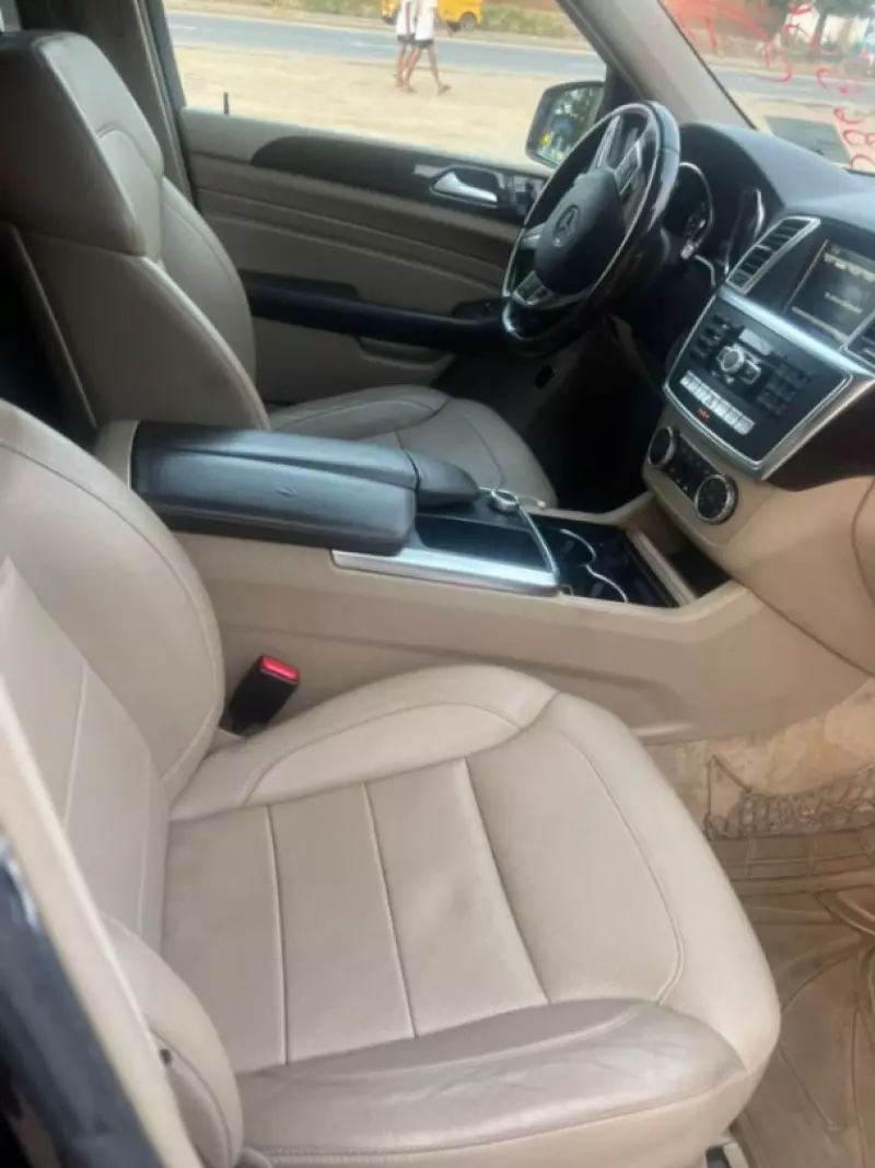 Mercedes-Benz ML-Class - 2015