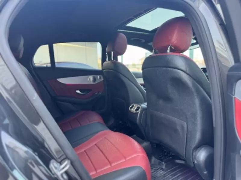 Mercedes-Benz GLC 300   - 2020