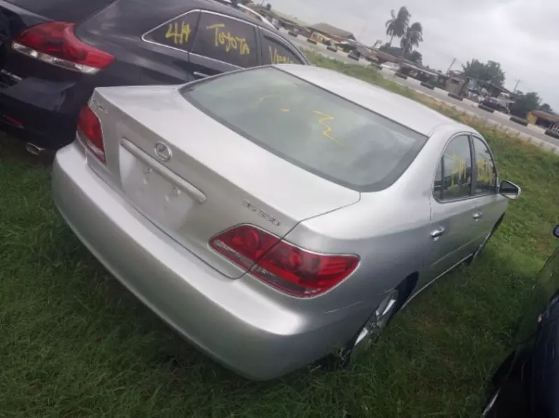 Lexus ES 330   - 2005