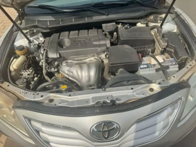 Toyota Camry   - 2011