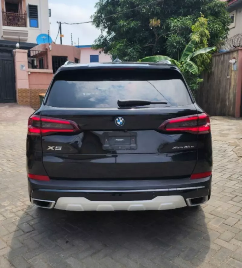 BMW X5   - 2023
