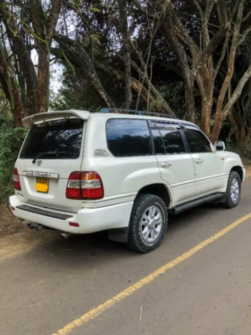 Toyota Land Cruiser   - 2007