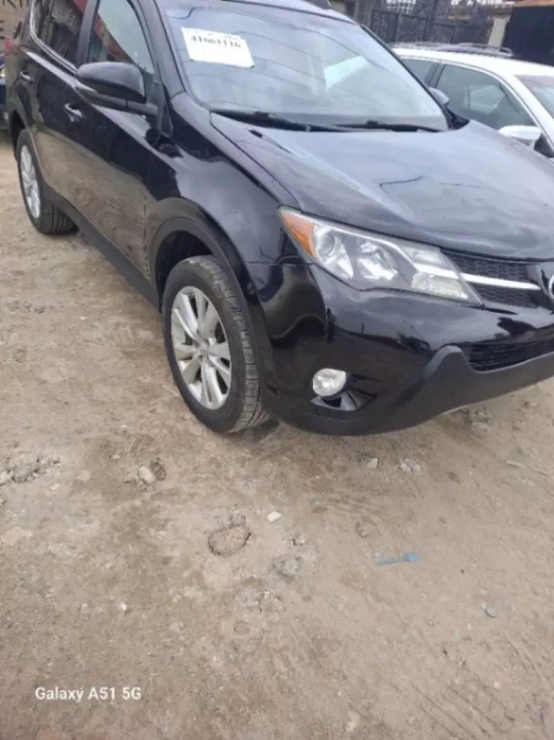 Toyota RAV4   - 2013