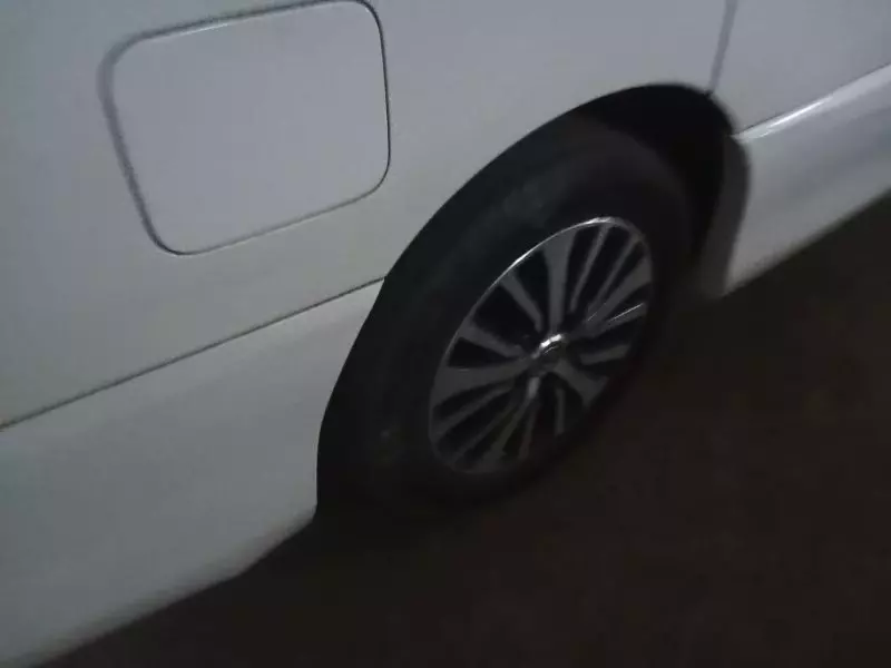 Nissan Serena   - 2014