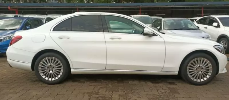Mercedes-Benz C200   - 2017