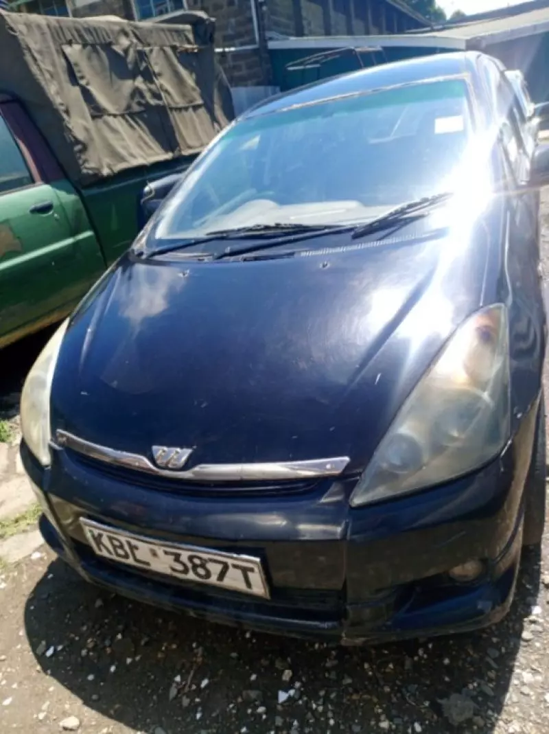 Toyota Wish   - 2003