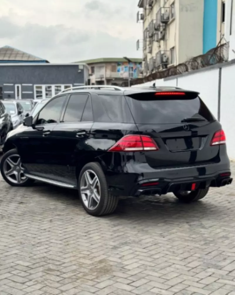 Mercedes-Benz GLE 350   - 2017
