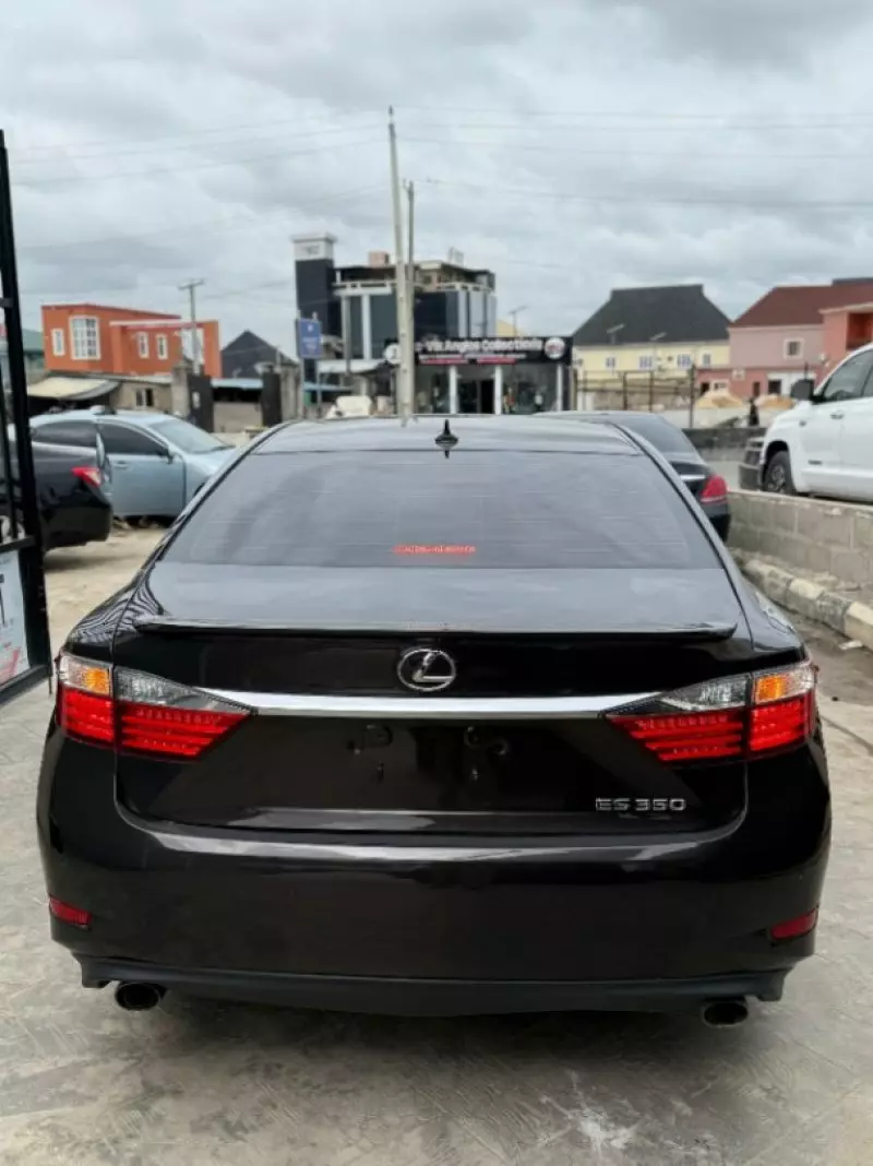 Lexus ES 350   - 2013