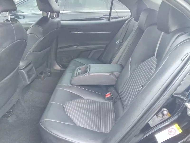 Toyota Camry   - 2018