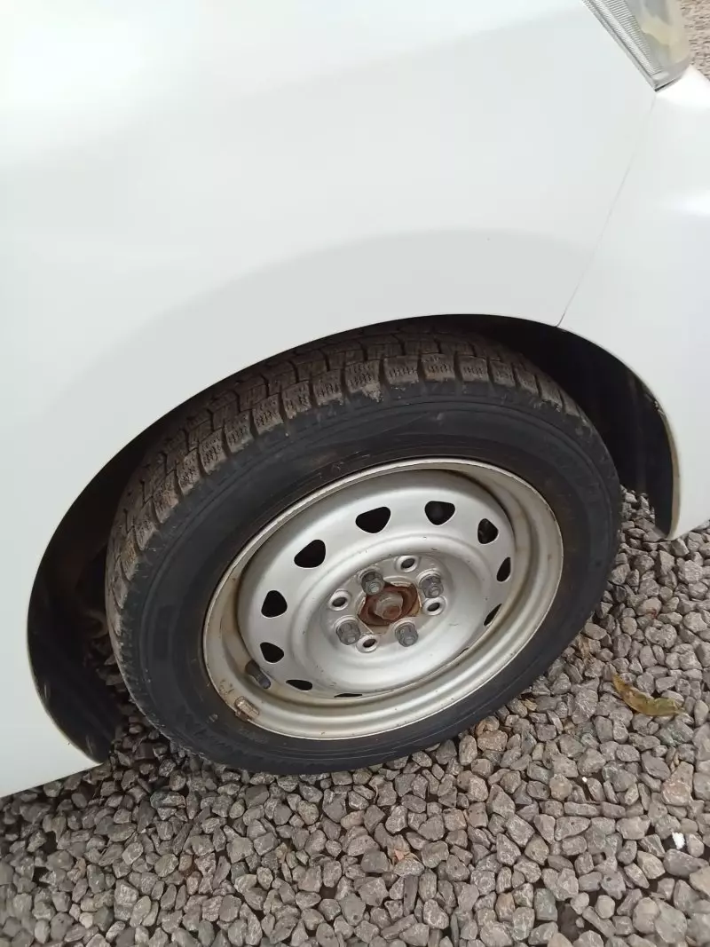 Daihatsu Mira    - 2017