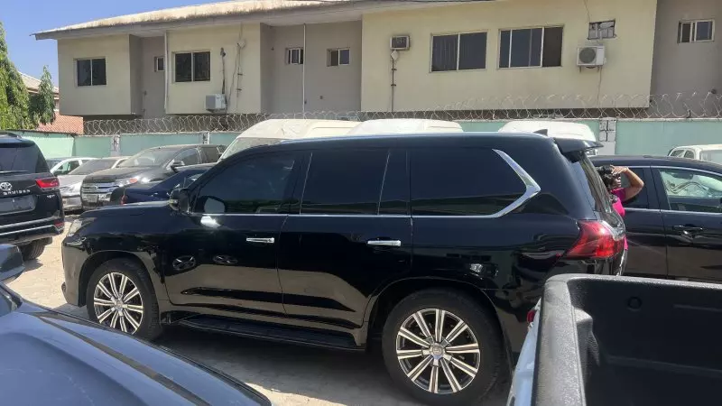 Lexus LX 570   - 2018