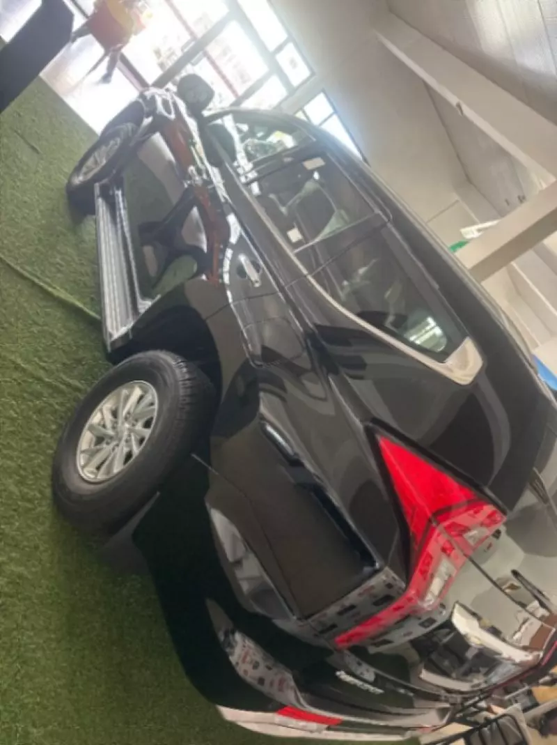 Mitsubishi Pajero Sport   - 2025