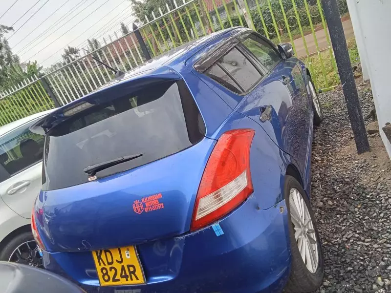 SUZUKI Swift   - 2015