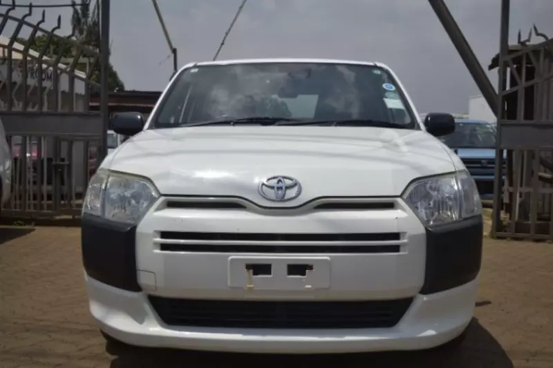 Toyota Probox    -