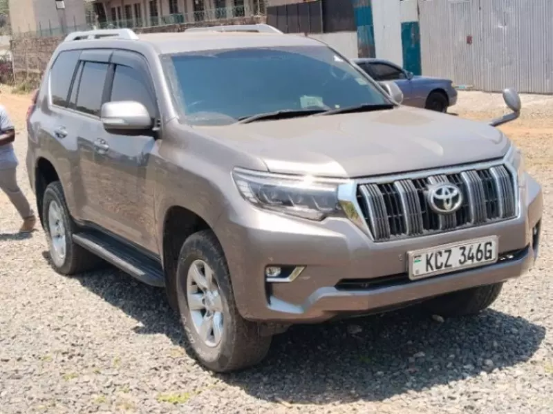 Toyota Prado   - 2017