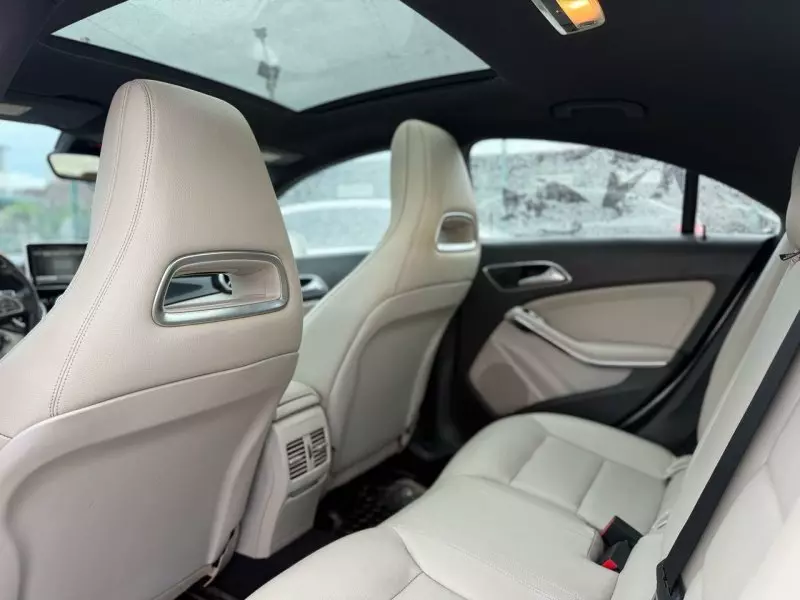 Mercedes-Benz CLA 250   - 2014