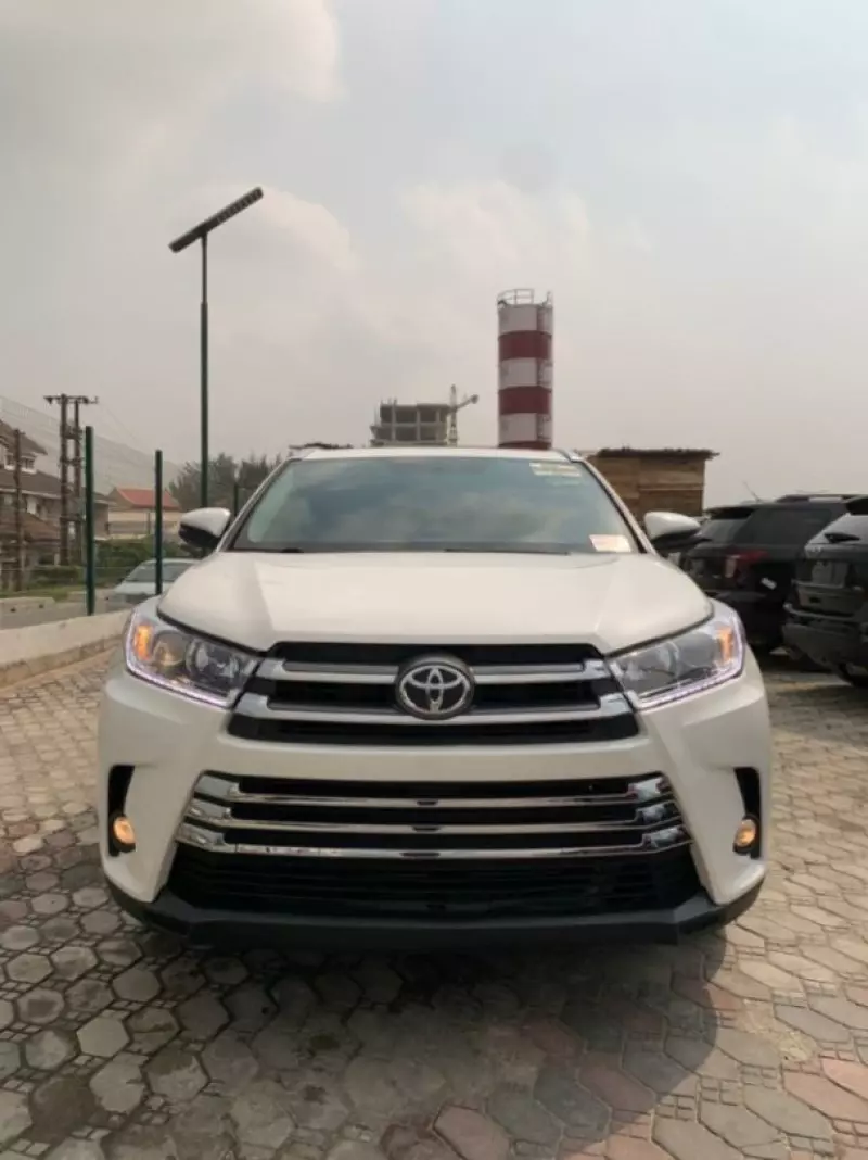 Toyota Highlander - 2015