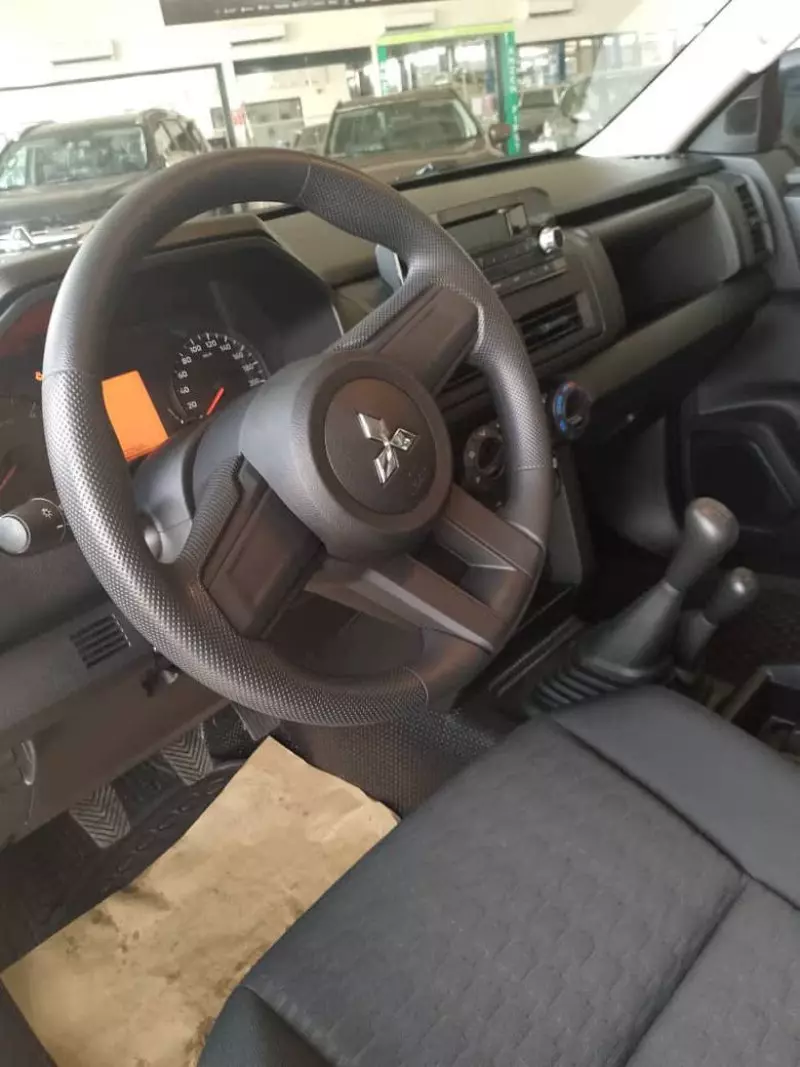 Mitsubishi L200   - 2024