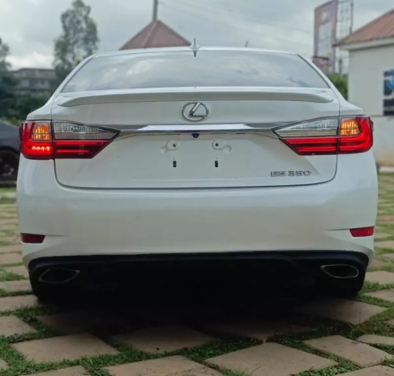 Lexus ES 350   - 2017