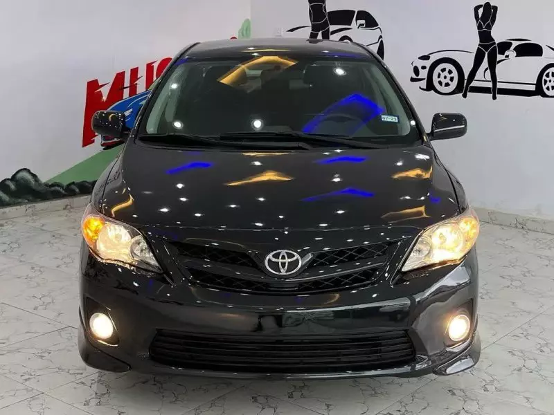 Toyota Corolla   - 2011