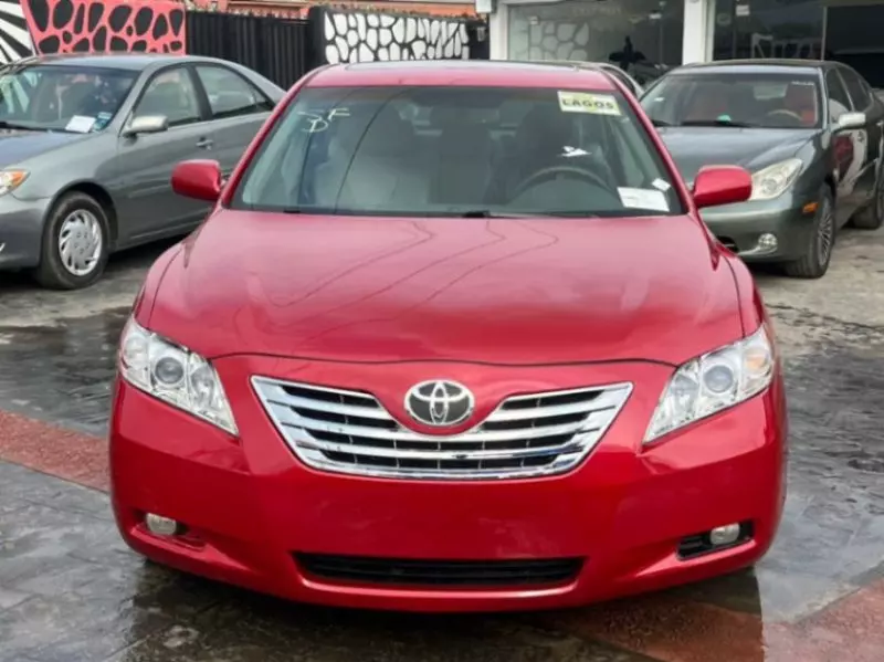 Toyota Camry   - 2007