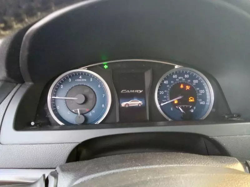 Toyota Camry   - 2015