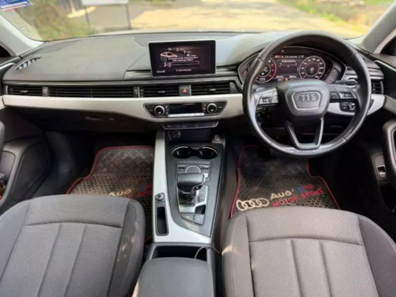Audi A4   - 2016
