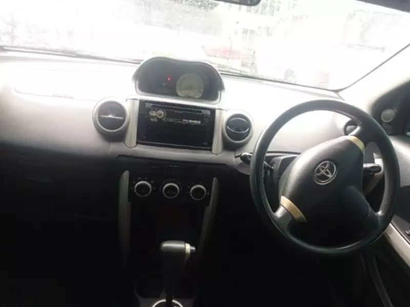 Toyota Ist    - 2007