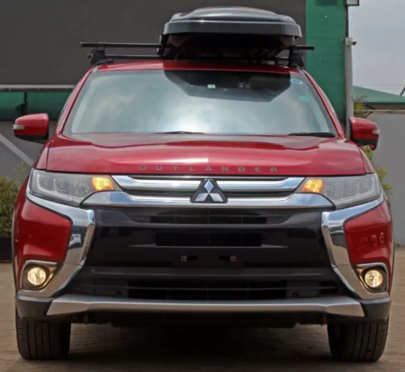 Mitsubishi OUTLANDER   - 2016