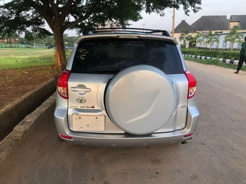 Toyota RAV4   - 2007